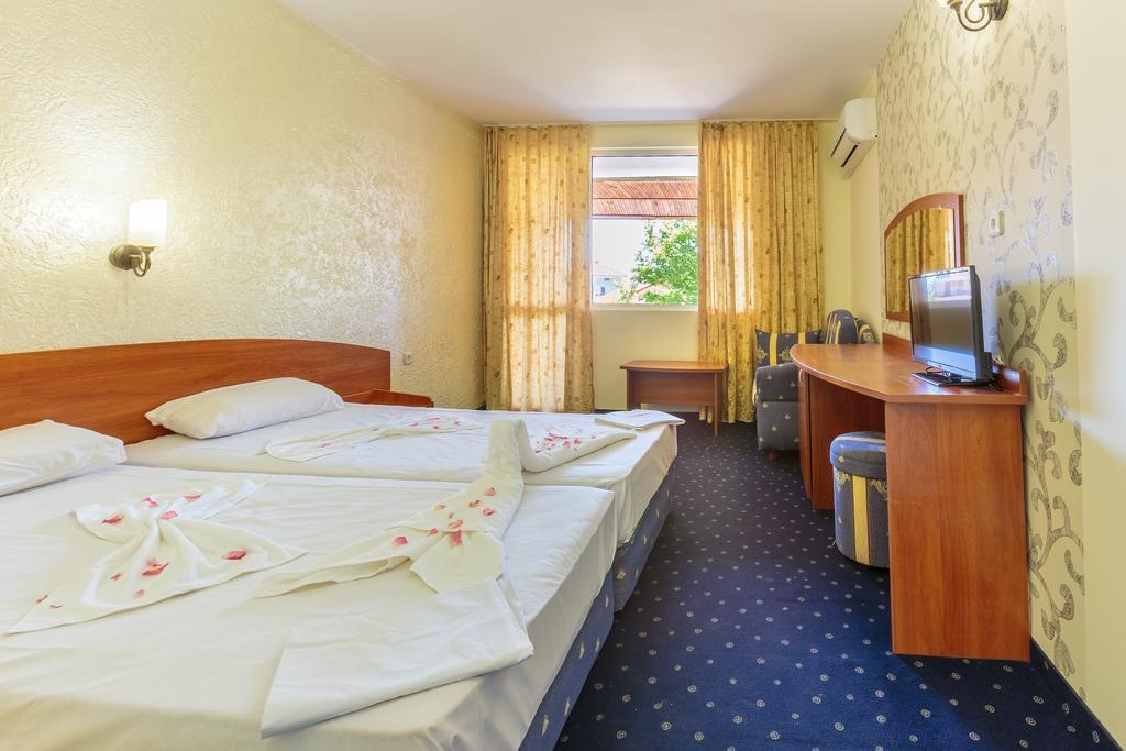 Hotel Chernomorets Exterior foto