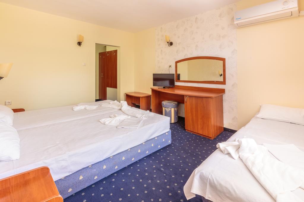 Hotel Chernomorets Exterior foto