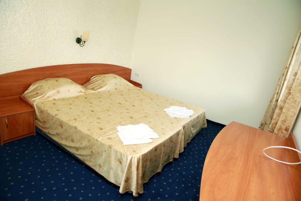 Hotel Chernomorets Exterior foto