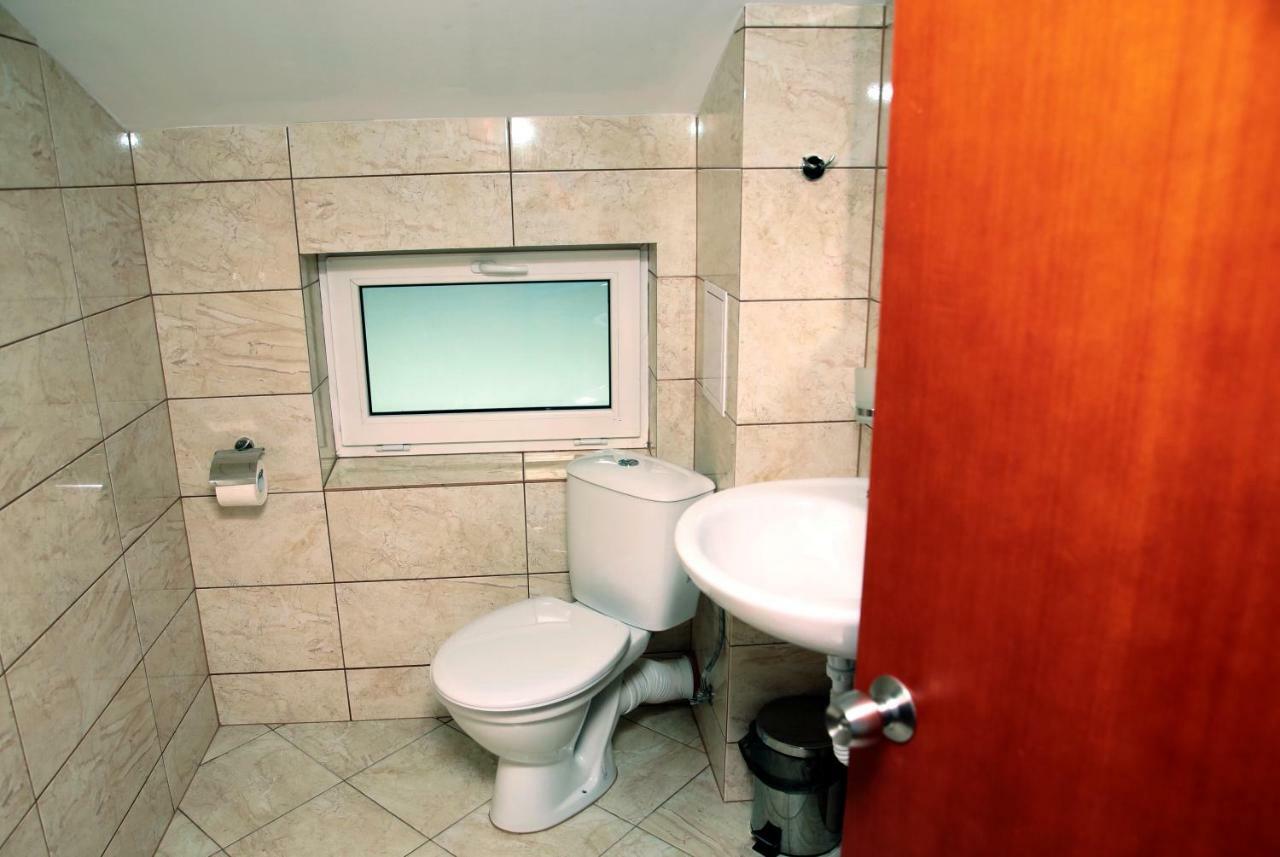 Hotel Chernomorets Exterior foto